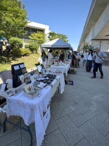 蚤の市の会場風景